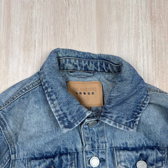 BLANK NYC Blue Raw Hem Distressed Denim Casual Button Front Trucker Jacket XS - Picture 5 of 13